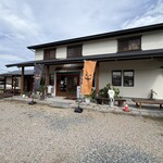 いちごや cafe TANNAL 糸島本店 - 駐車場もひろびろ