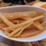 ケンチャンラーメン - メンマ。