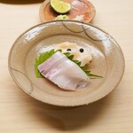 鮨 陸 - 真鯛とつぶ貝のお刺身