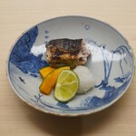 鮨 陸 - 秋刀魚の塩焼き