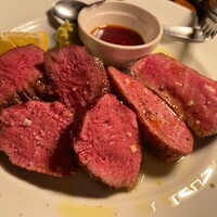 カルネジーオ イースト - 