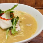 銀座 篝 - 特製鶏白湯醤油