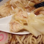 中華そば ながおか - 雲呑断面