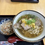 沖縄そば まるかみ - 