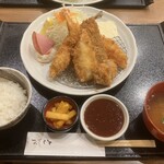 花水木 - 海鮮フライ定食　海老、鯵、イカ、白身魚、帆立