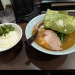 横浜家系らーめん侍 - 