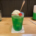 きのえね - クリームソーダ。¥750円