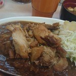 カレーショップ 酒井屋 - チキンカレー＋人参ジュース
