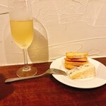 vivo daily stand 江古田店 - 