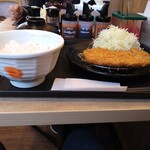 松屋・松のや複合店 - 