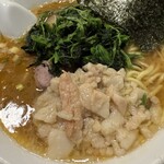 神楽坂家系ラーメン モンタナ - 
