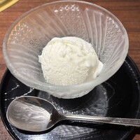 ふらの和牛よしうし神楽坂通り -  ふらの和牛よしうし神楽坂通り -