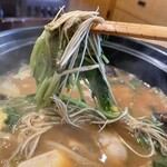 あかぎ - 根付きの芹がシャキシャキ旨い