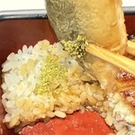 神泉いちのや - ご飯の方に山椒をかけて味変