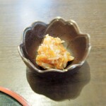 奥出雲 そば処 一福 - 鮫の軟骨？(飲み比べについてくるアテ)