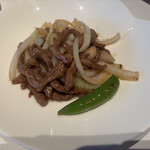 中国料理 星ヶ岡 - 和牛と玉ねぎ炒め