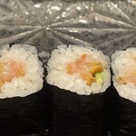 江戸前 鮨 服部 - 巻き物　赤貝ヒモキュウリ巻