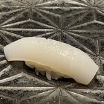 江戸前 鮨 服部 - アオリイカ