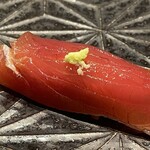 江戸前 鮨 服部 - カツオ漬け