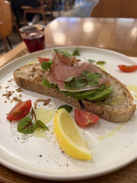 ホワイトグラスコーヒー FUKUOKA （WHITE GLASS COFFEE） - 櫛田神社前