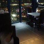 Singapore Flyer Sky Dining - シンガポールフライヤーの内部
