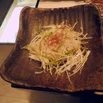 炭火焼肉 道 - ネギの青唐辛子和え380円別。