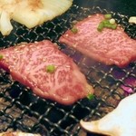 炭火焼肉 道 - 柔らかくて、味わいが深いです。