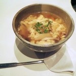 炭火焼肉 道 - 玉子スープ400円別。