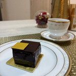 ピエール・エルメ・パリ 西武池袋店 - 