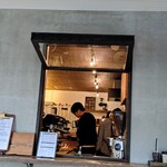 ノリズ コーヒー - 絵になる仕事姿