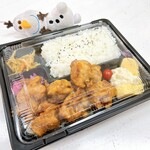 鶴野家 - 料理写真:唐揚げ弁当 700円