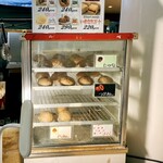 道の駅 耶馬トピア - 左には唐揚げとか揚げ物