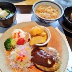 はんぺいcafeアマミク魚歳別館 - 