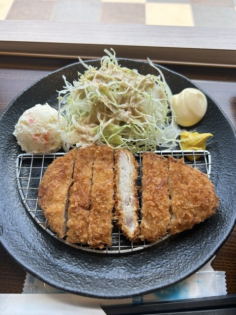 エバーグリーン シルバーバック近見店 - 西熊本/食堂 | 食べログ