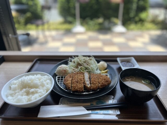 エバーグリーン シルバーバック近見店 - 西熊本/食堂 | 食べログ