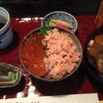 蕎麦處 笹屋 - 鮭いくら丼定食