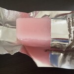 菊屋 - 上品なさくら色