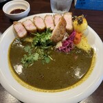 渡邊カリー 心斎橋店 - プレミアムとんかつカリー、スパイスたまご（¥2200）