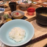 象印食堂 - ごはん少なめ(2口程度だそう)