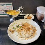 カルダモン． - 