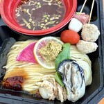 Tokyo Style Noodle ほたて日和 - 浅利と牡蠣のペースト（真ん中）　旨✨✨