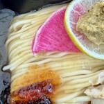 Tokyo Style Noodle ほたて日和 - 牡蠣醤油の琥珀ゼリーと牡蠣醤油のジェレ✨