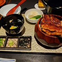炭焼きうなぎ・かしわ 登河 - 