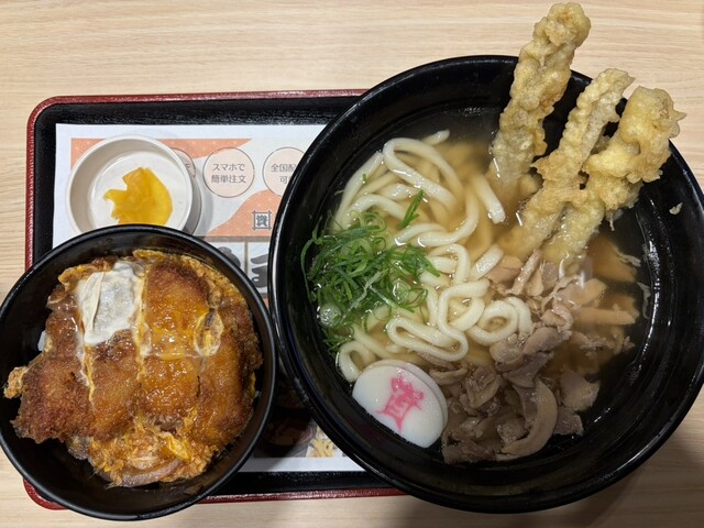 モリ食べログ(本日10日オープン、北九州発祥の｢資(すけ)さんうどん