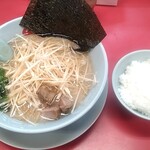 山岡家 - 料理写真: