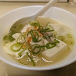 tell me キッチン - 鶏飯スープの湯豆腐