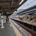 Ramen FeeL - JR青梅線青梅駅で青梅線から奥多摩線に乗り換えます。