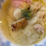Ramen FeeL - 具材は他の有名店に負けないレベル