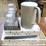 とんかつ つまり - お冷や ＆ 箸