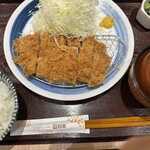 和幸とんかつ輝 - 